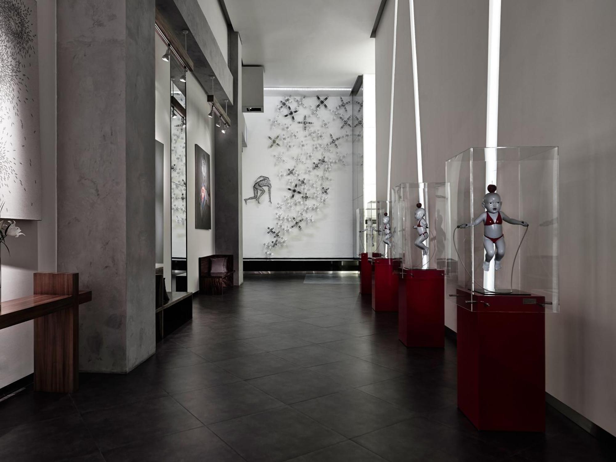 Pullman Jakarta Central Park Eksteriør bilde The interior of the museum
