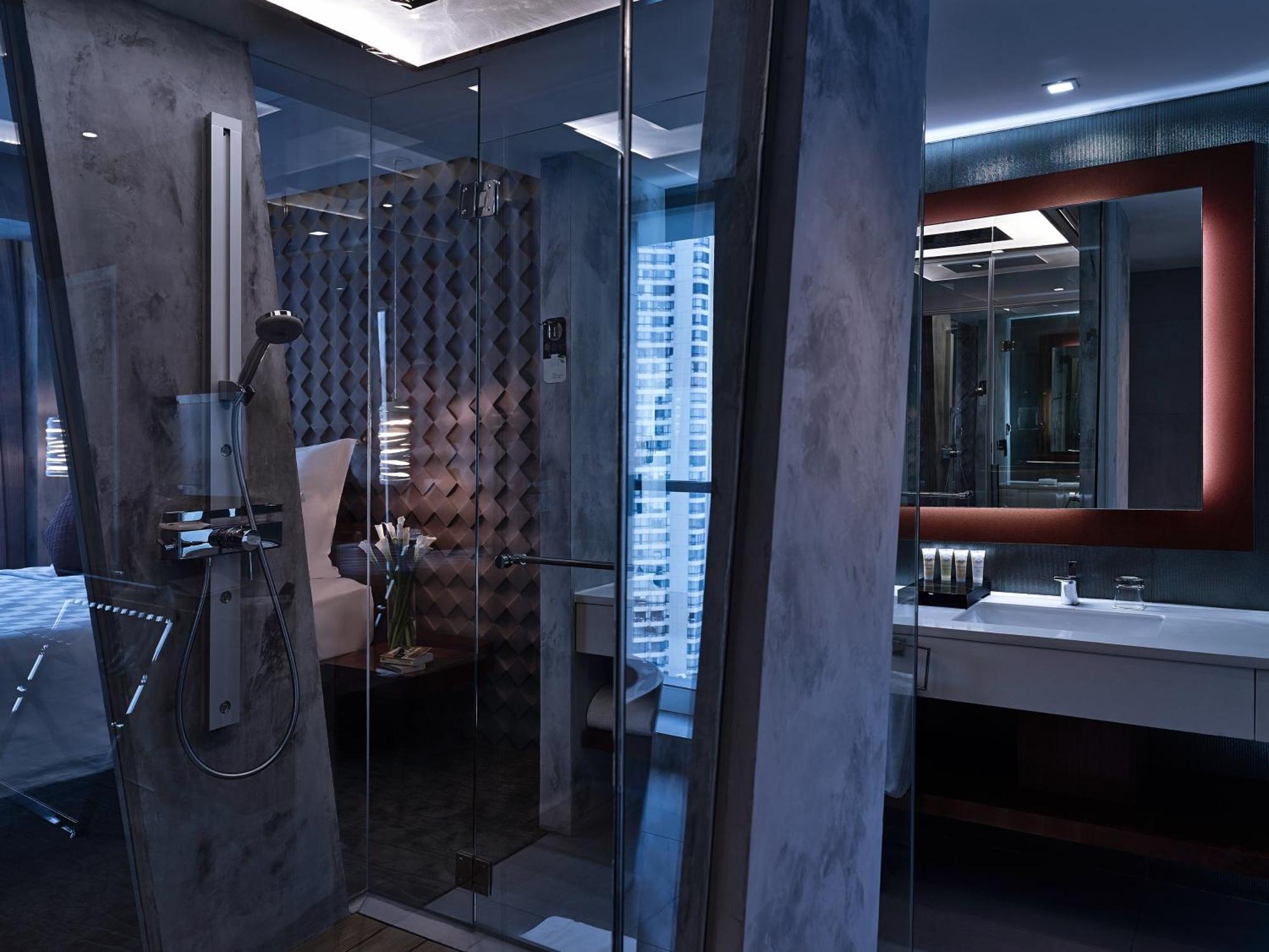 Pullman Jakarta Central Park Eksteriør bilde Bathroom