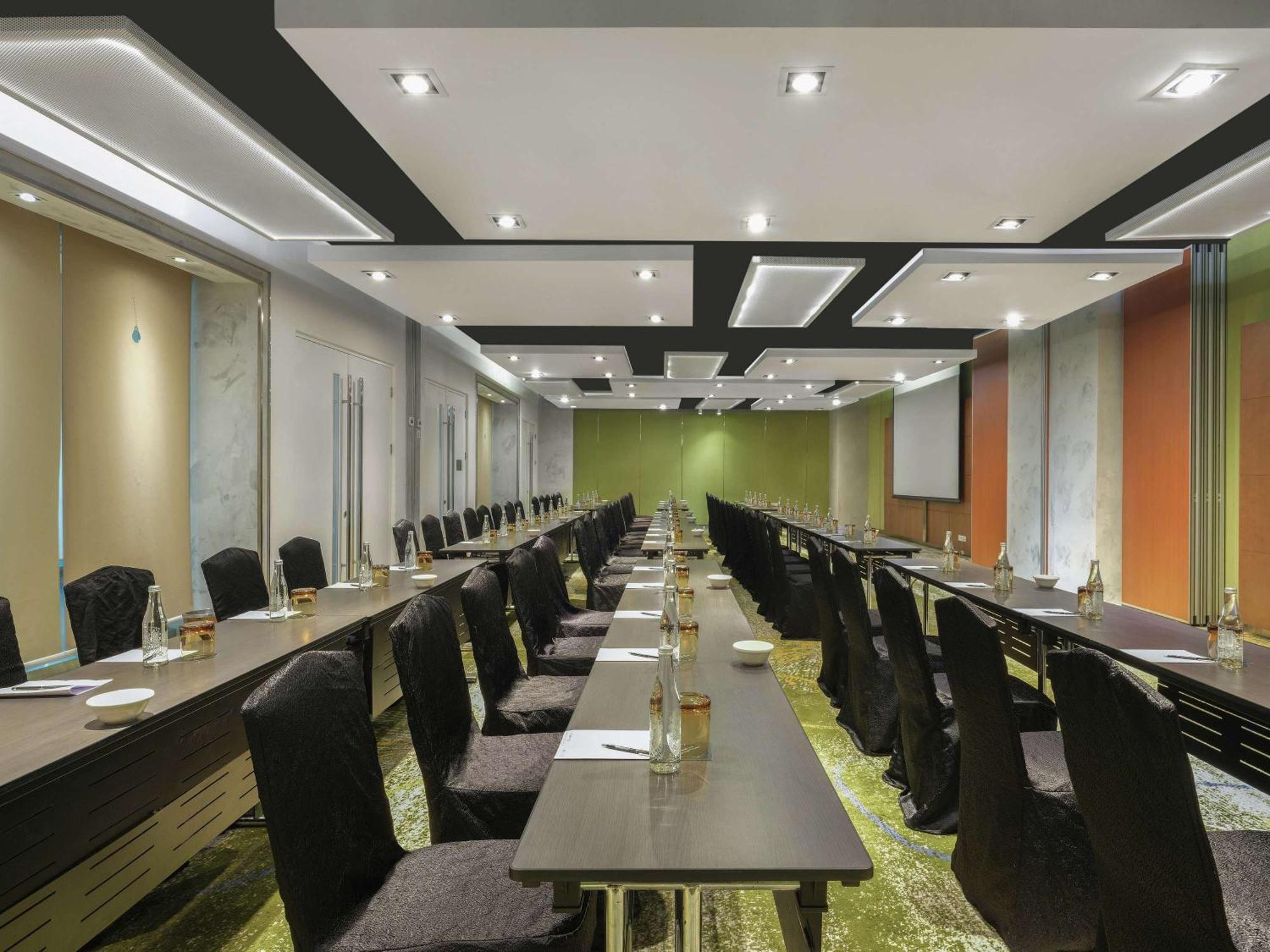 Pullman Jakarta Central Park Eksteriør bilde Meeting room